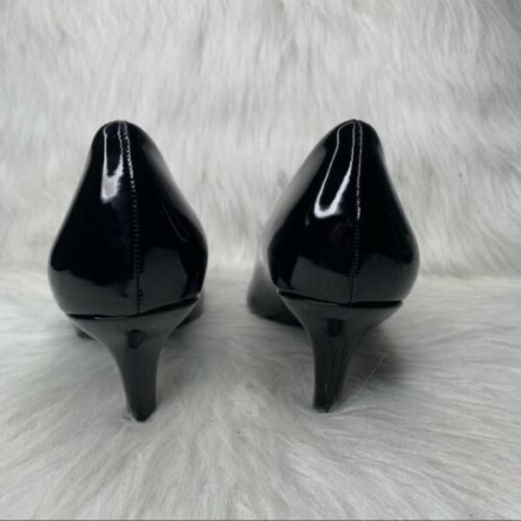 NEW Easy Street Women's Passion Dress Pump Black Patent IN BOX KITTEN HEEL - Picture 5 of 6